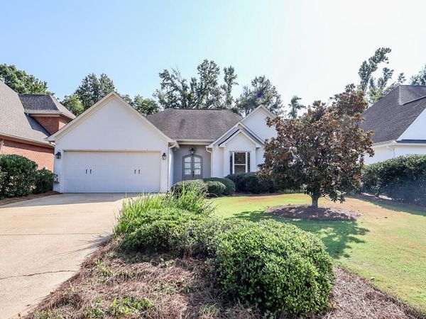 761 Nottingham Dr, Oxford, MS 38655