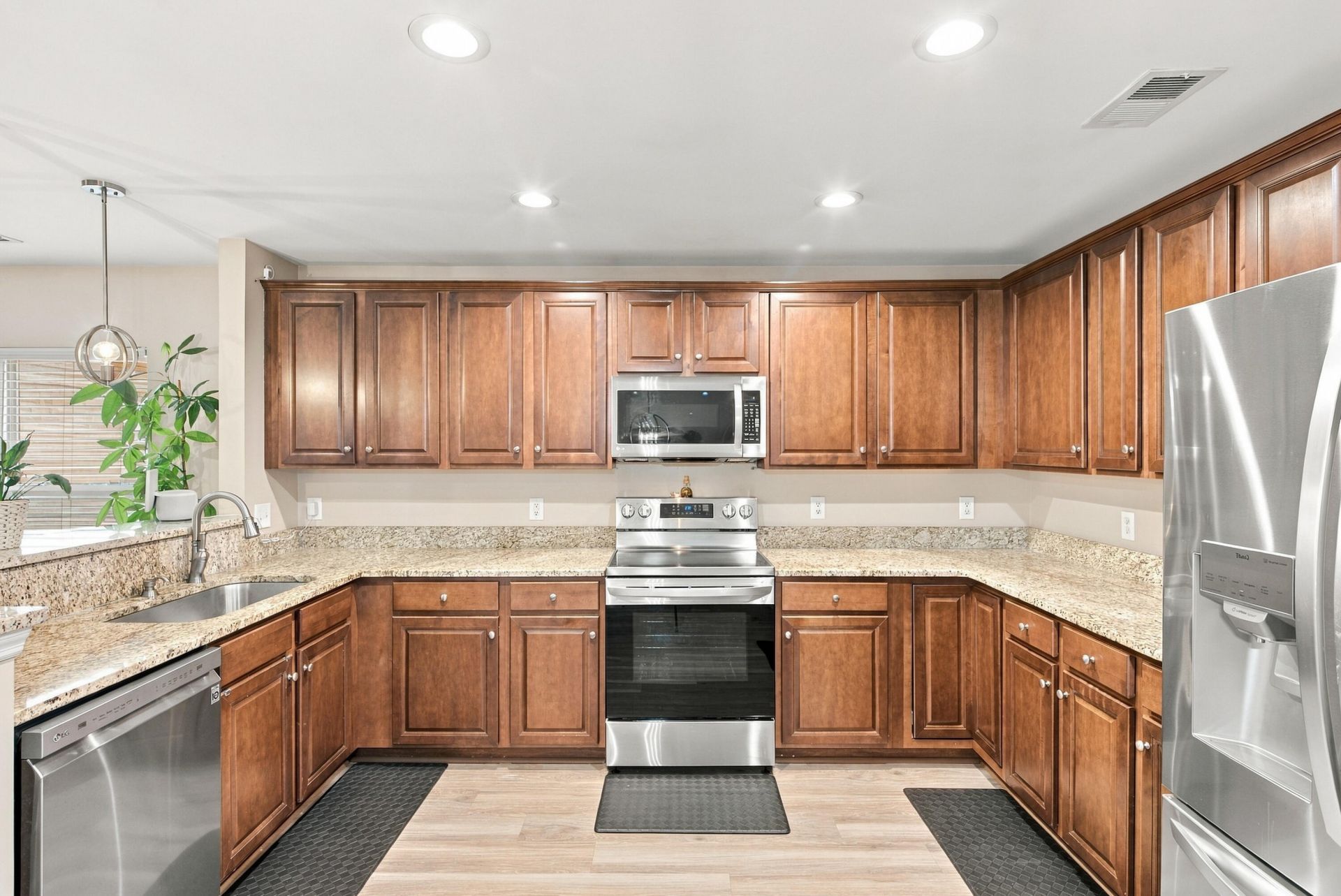 244 Loocock Drive Photo 11