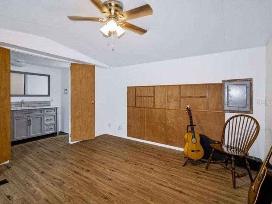 Property Image 63