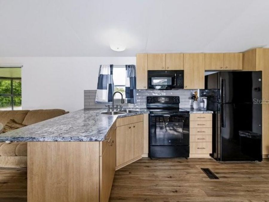 Property Image 73