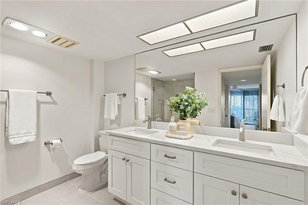 11030 Gulf Shore Dr, Unit 104, Naples, FL 34108 Photo