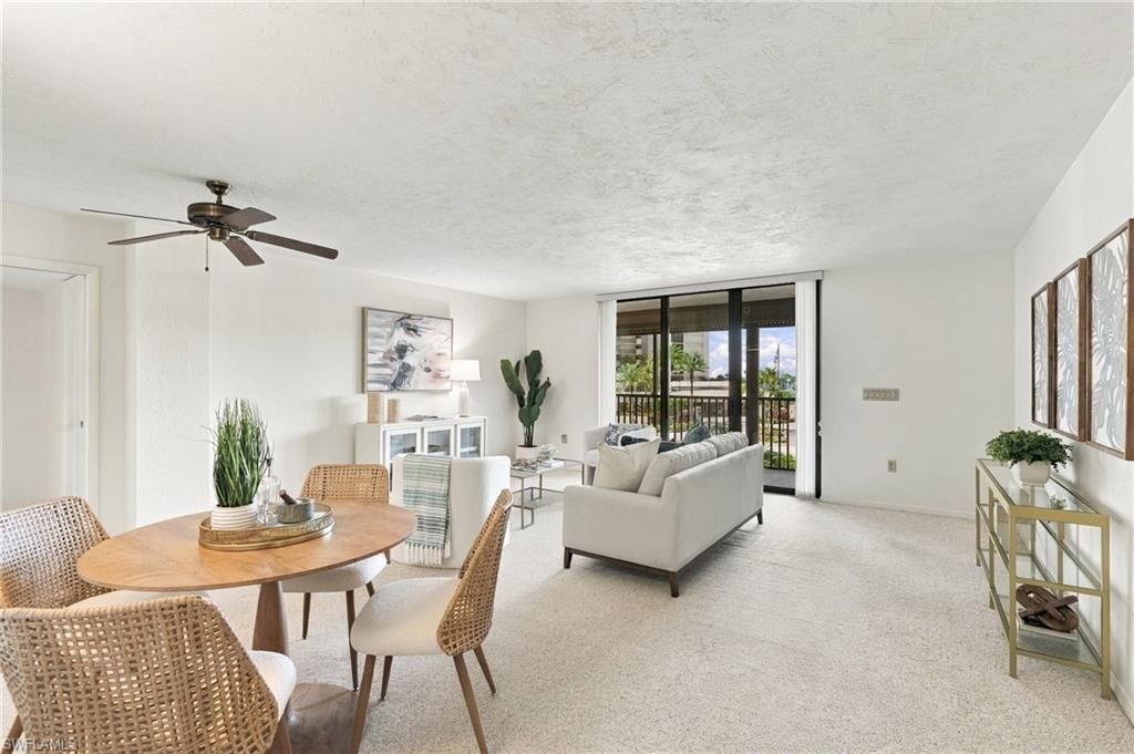 11030 Gulf Shore Dr, Unit 104, Naples, FL 34108 Photo