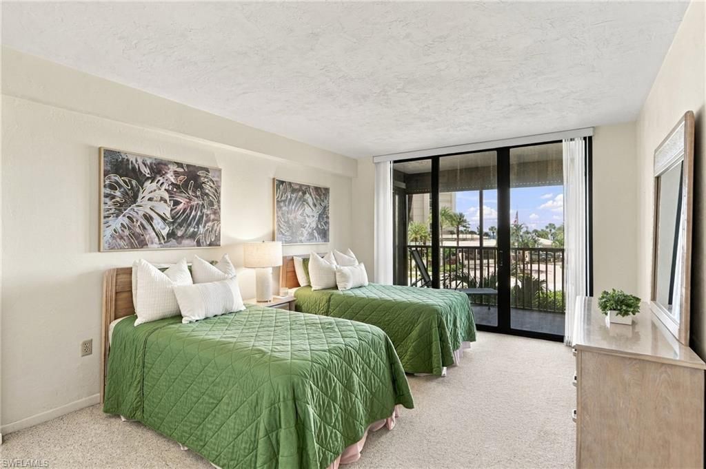 11030 Gulf Shore Dr, Unit 104, Naples, FL 34108 Photo