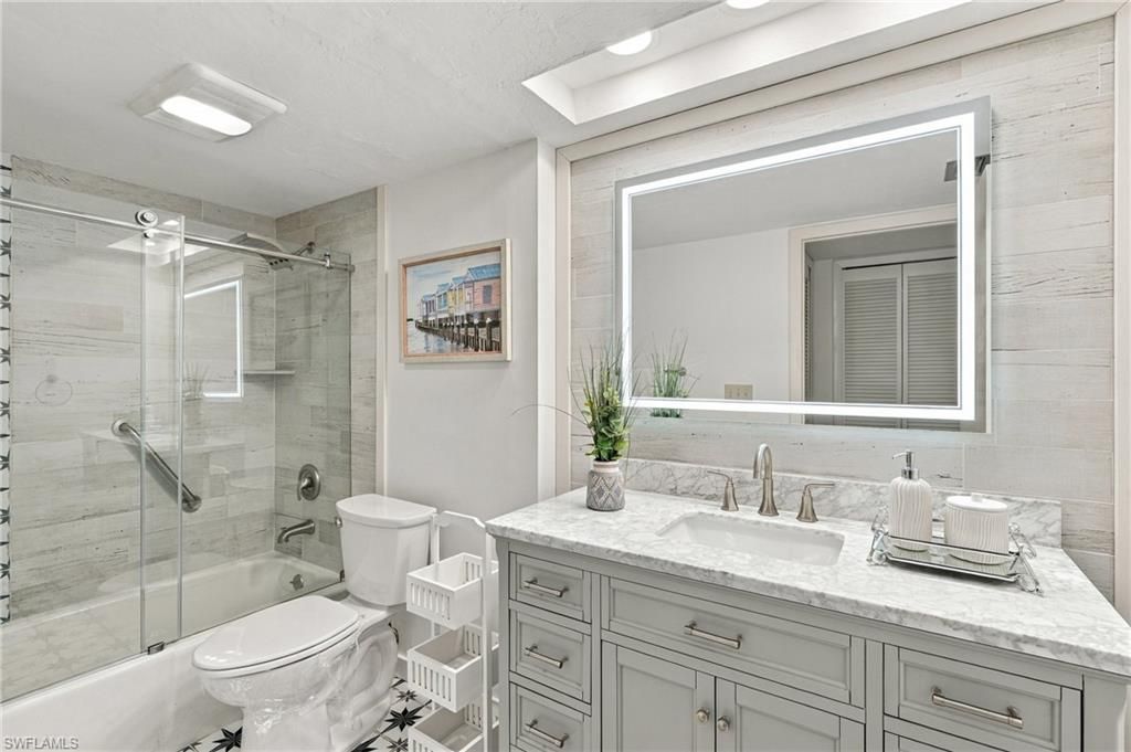 11030 Gulf Shore Dr, Unit 104, Naples, FL 34108 Photo