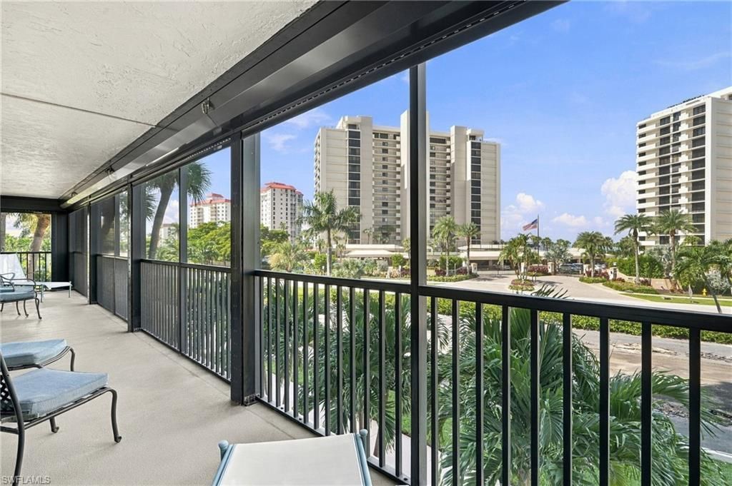 11030 Gulf Shore Dr, Unit 104, Naples, FL 34108 Photo