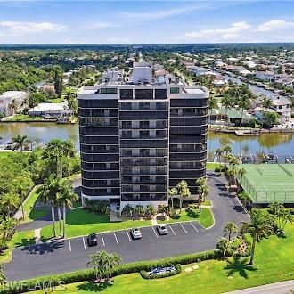11030 Gulf Shore Dr, Unit 104, Naples, FL 34108 Photo