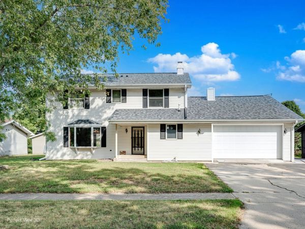 455 N Shabbona Street , Coal City, IL 60416