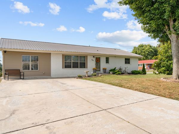 203 Shawnee Road, Newport, TN 37821