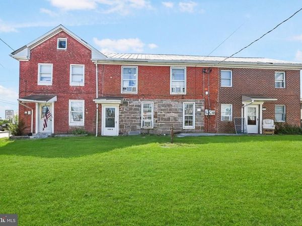 5408 CARLISLE PIKE, NEW OXFORD, PA 17350