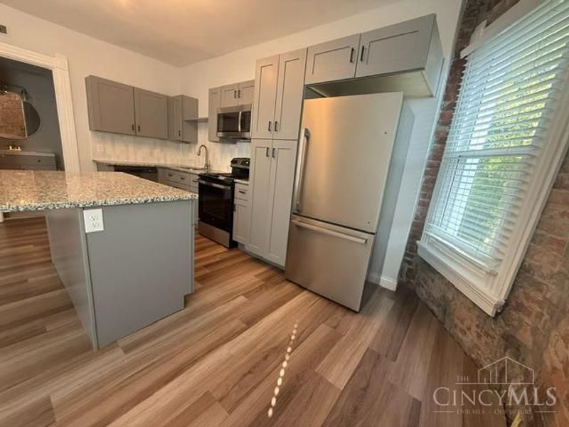 2226 Kemper Lane, Cincinnati, OH 45206 Photo 6