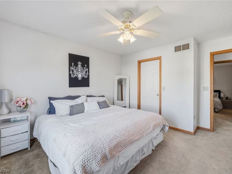 1138 Oxford Circle, Akron, OH 44312 Photo 19