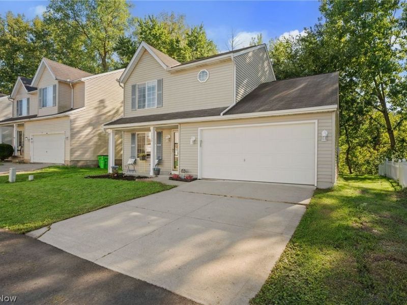 1138 Oxford Circle, Akron, OH 44312 Photo 27