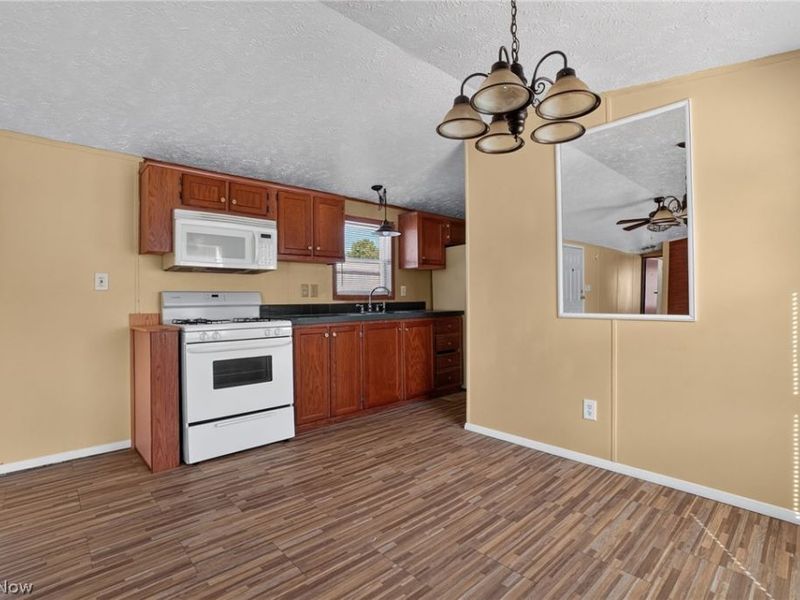3583 Austin, Geneva, OH 44041 Photo 10