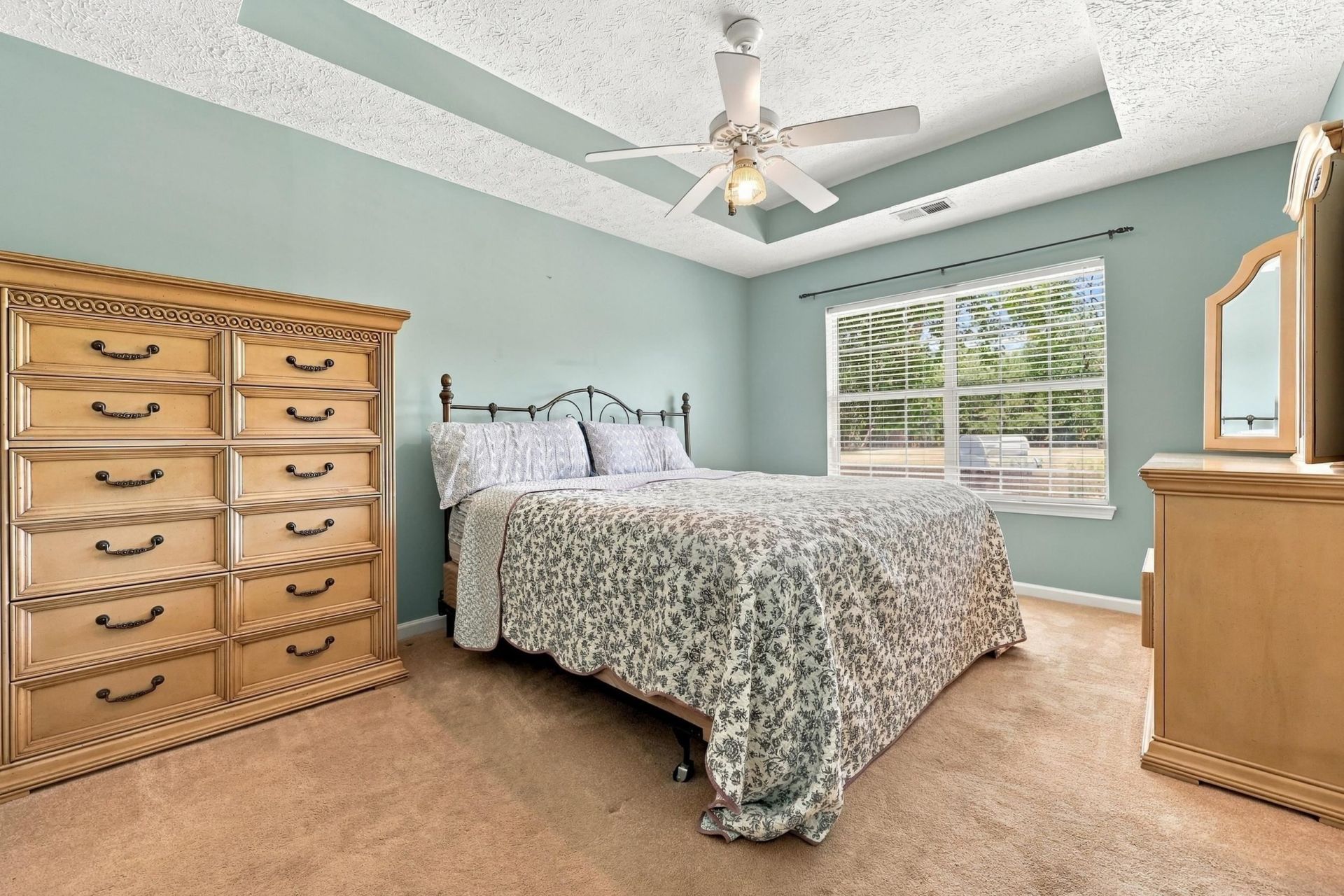 529 Oakmont Dr.  Photo 14