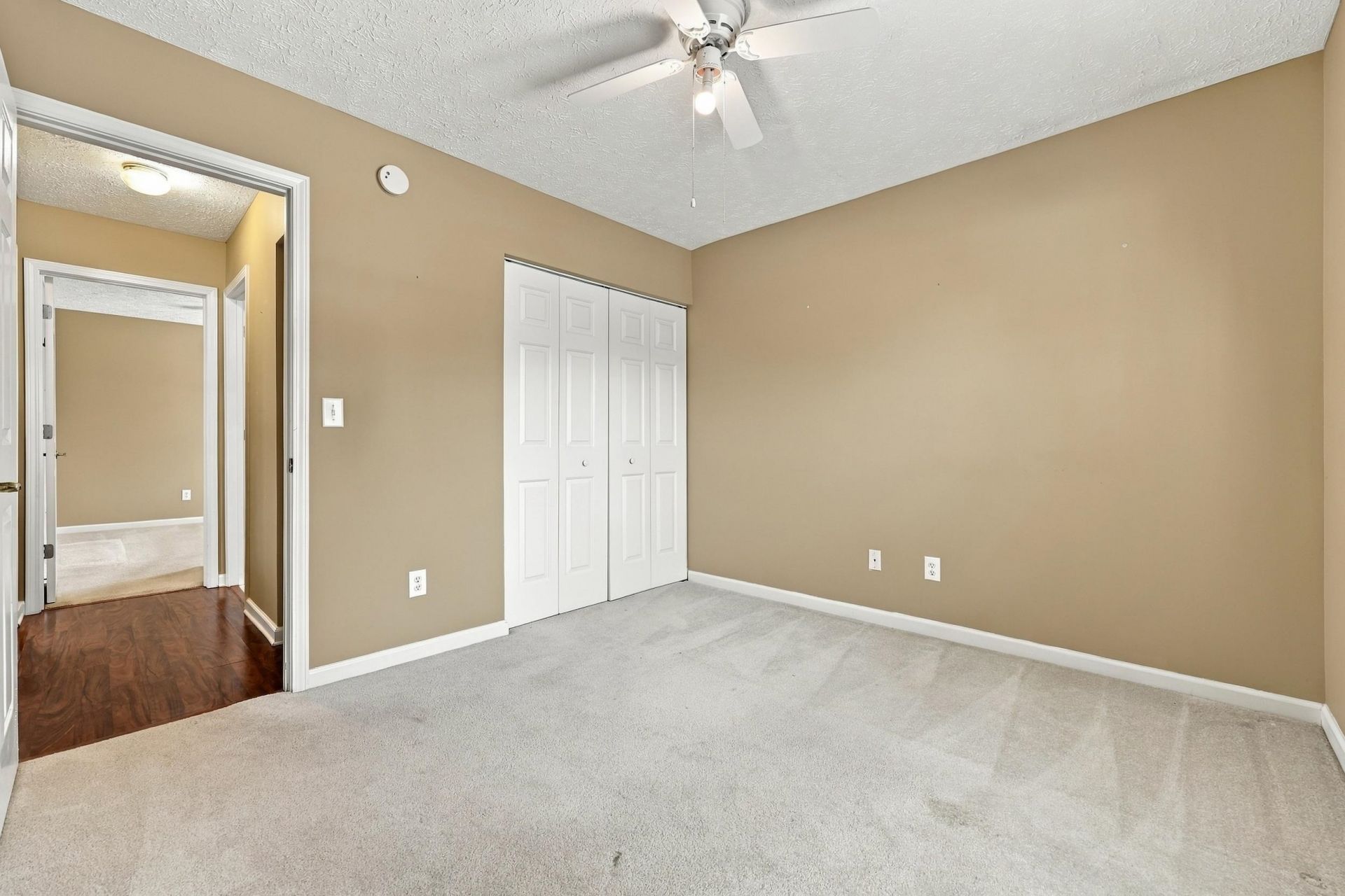 529 Oakmont Dr.  Photo 17