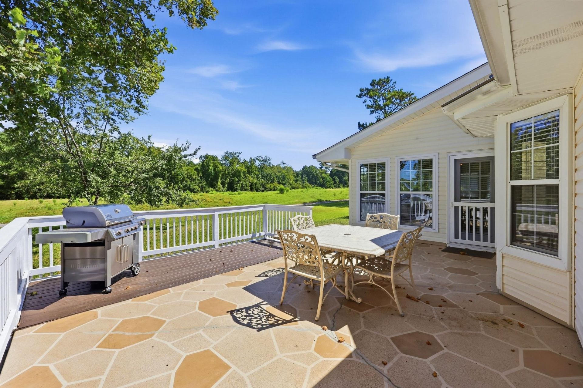 529 Oakmont Dr.  Photo 22