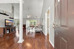 529 Oakmont Dr.  photo 4