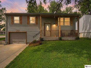 1700 Monroe Street, Beatrice, NE 68310