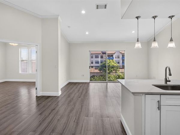 330 Las Colinas Boulevard E, Unit 466, Irving, TX 75039
