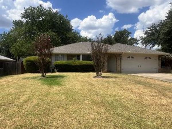 2513 Poppy Lane, Euless, TX 76039