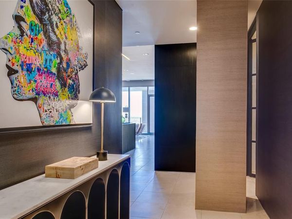 1717 Arts Plaza, Unit 1910, Dallas, TX 75201