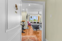 4001 Old Bridgeview Lane photo 4