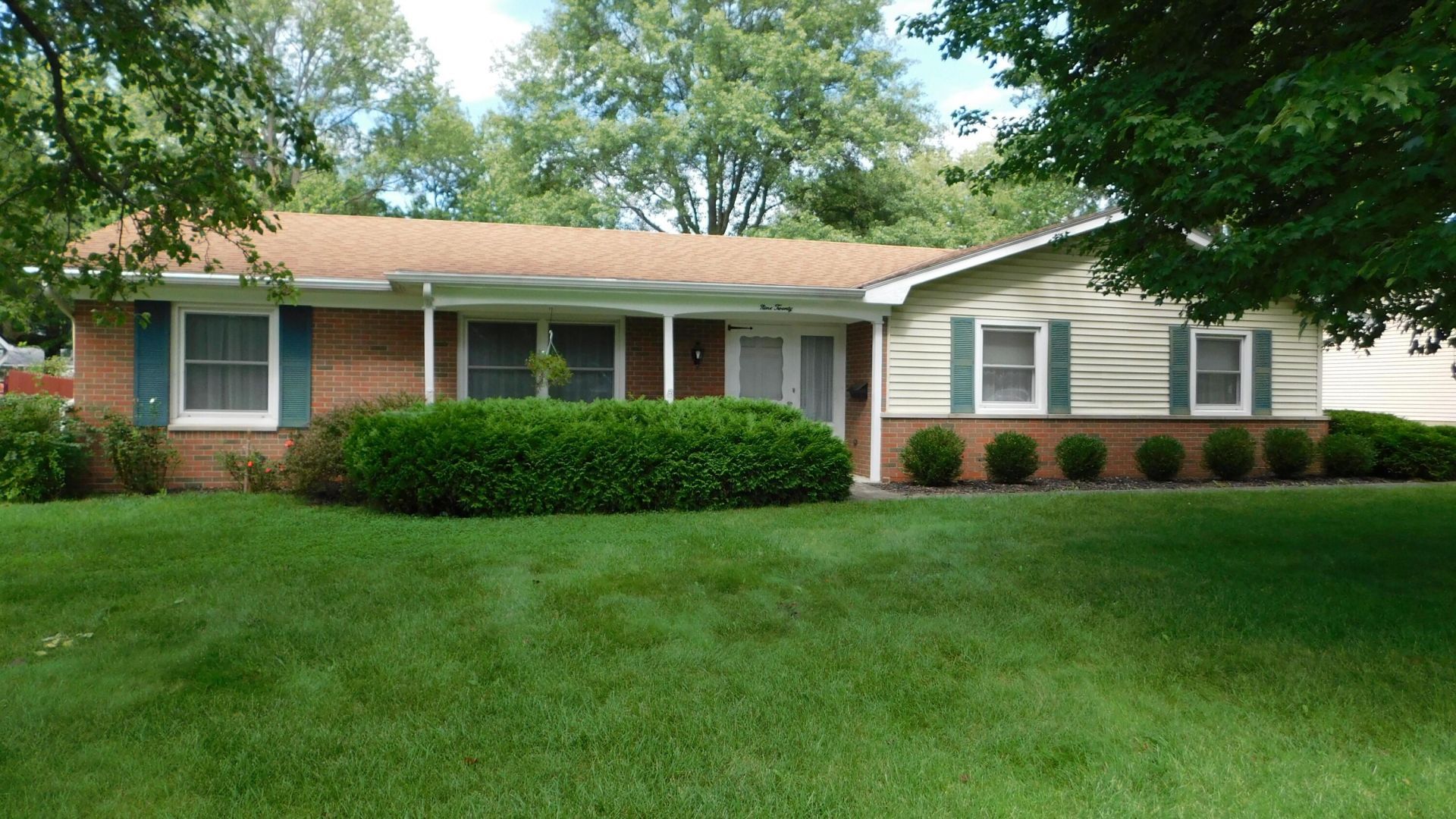 920 Sherwood Avenue, Marysville, OH 43040 Main Photo