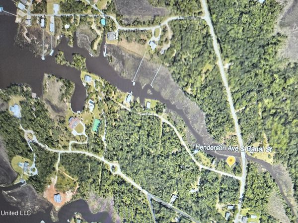 Canal Street, Pass Christian, MS 39571