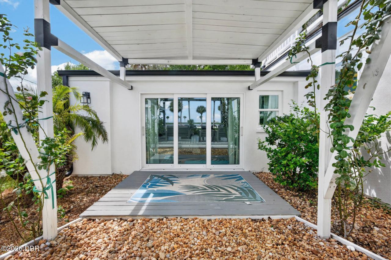 500 S Riverside Drive, Edgewater, FL 32132 Photo