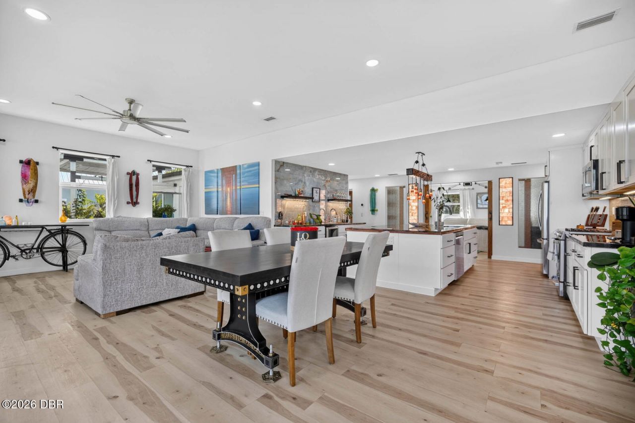 500 S Riverside Drive, Edgewater, FL 32132 Photo