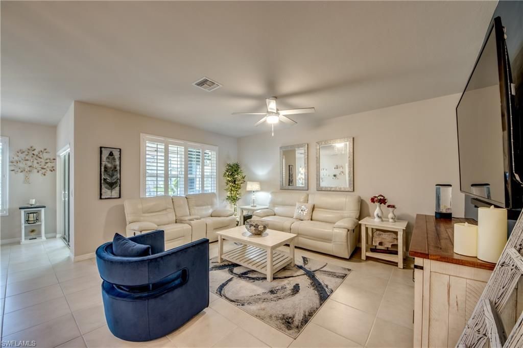 3162 Estancia Ln, Cape Coral, FL 33909 Photo