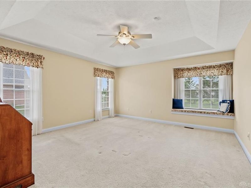 2730 Meadowpoint Drive, Troy, OH 45373 Photo 21