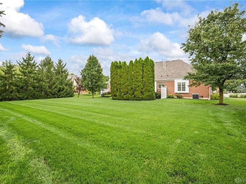 2730 Meadowpoint Drive, Troy, OH 45373 Photo 49