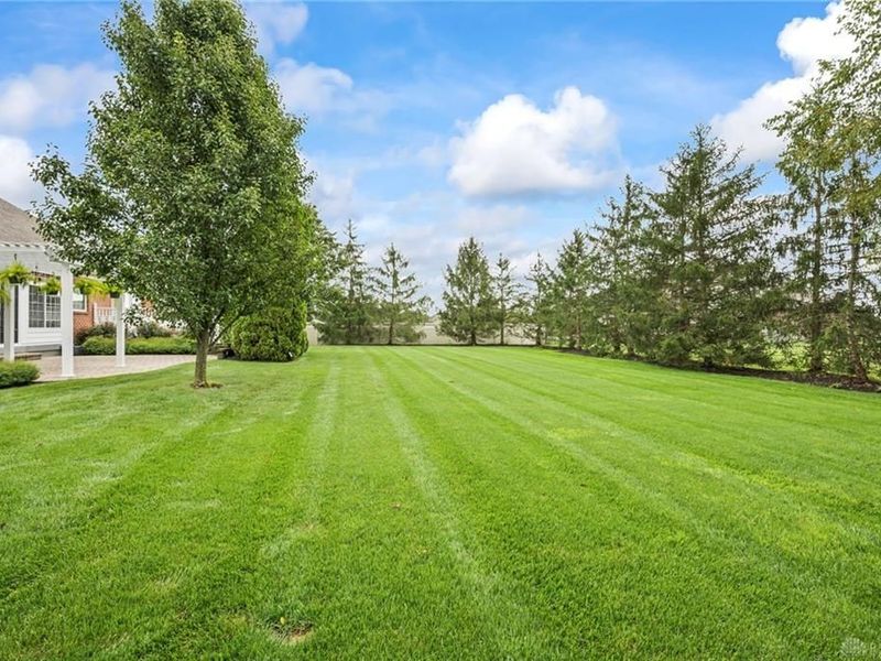 2730 Meadowpoint Drive, Troy, OH 45373 Photo 51