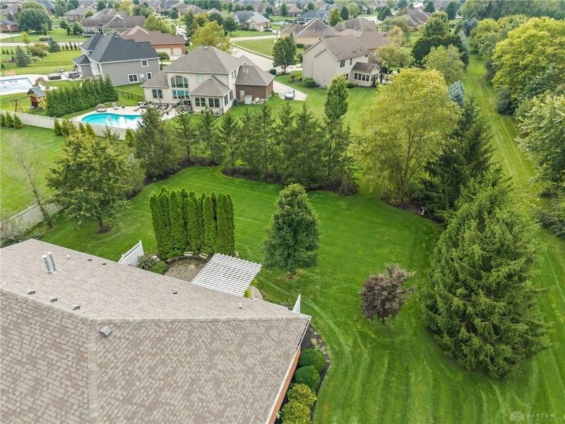 2730 Meadowpoint Drive, Troy, OH 45373 Photo 55