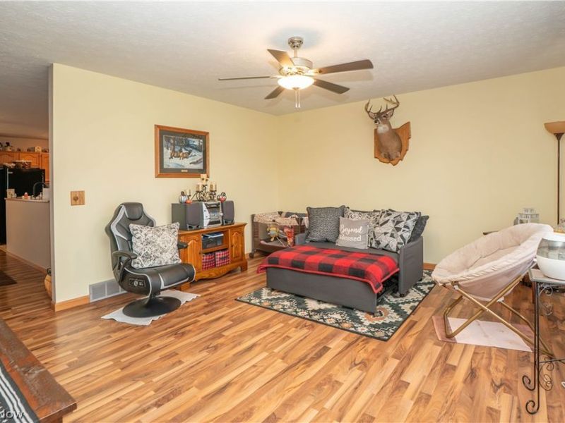 8835 Dover Road, Apple Creek, OH 44606 Photo 5