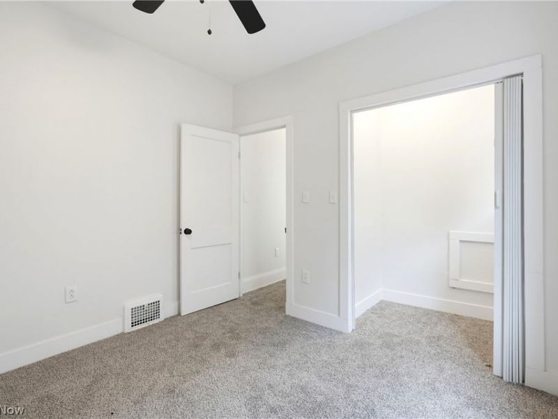 12201 Parkhill Avenue, Cleveland, OH 44120 Photo 18