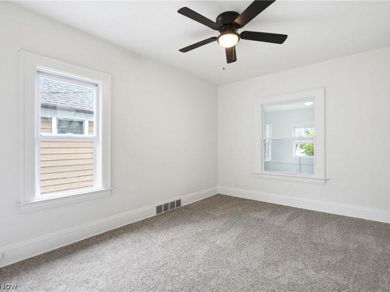 12201 Parkhill Avenue, Cleveland, OH 44120 Photo 30