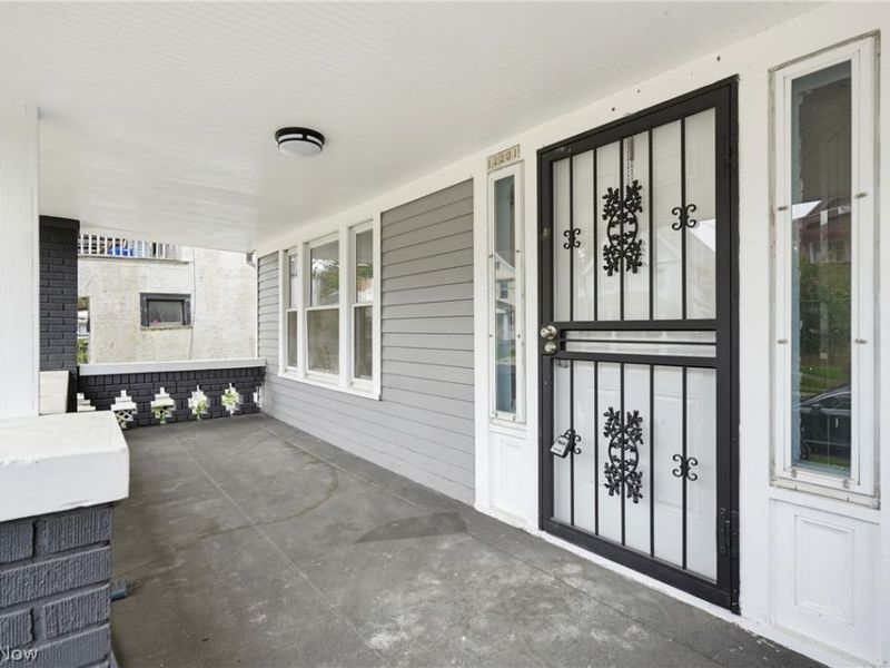 12201 Parkhill Avenue, Cleveland, OH 44120 Photo 5