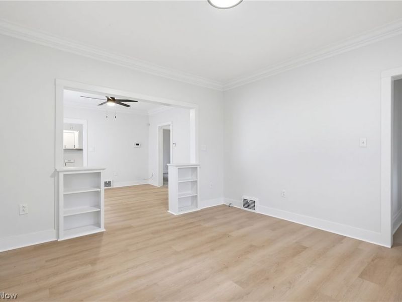 12201 Parkhill Avenue, Cleveland, OH 44120 Photo 7