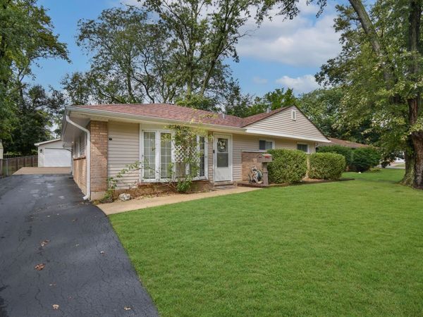 428 Navajo Street , Park Forest, IL 60466
