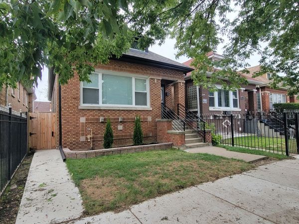 2231 W 71 Street, Chicago, IL 60636
