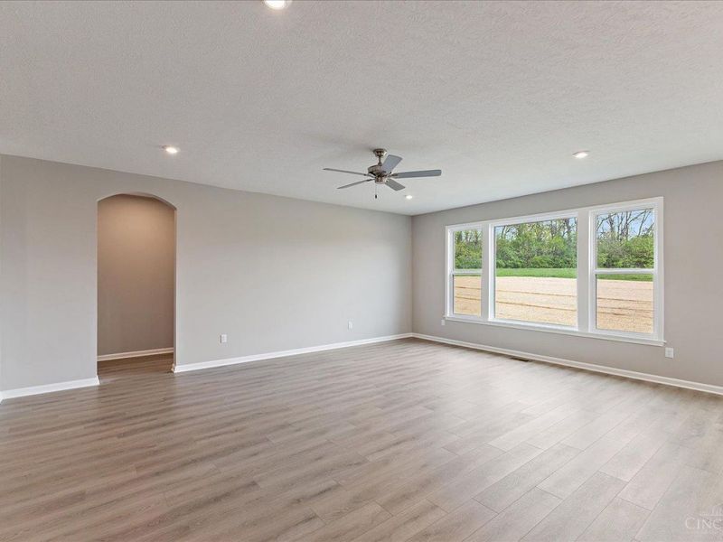3604 Cypress Pointe Drive, Bellbrook, OH 45305 Photo 7