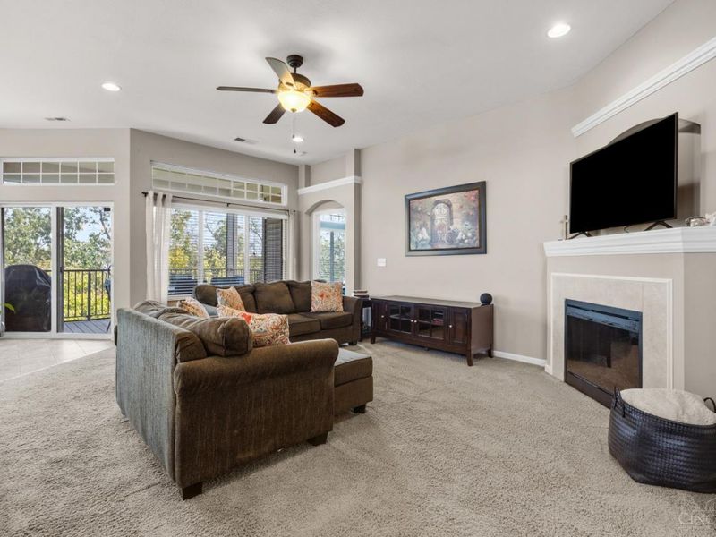 8164 Bridge Point Drive, Green Township, OH 45248 Photo 7