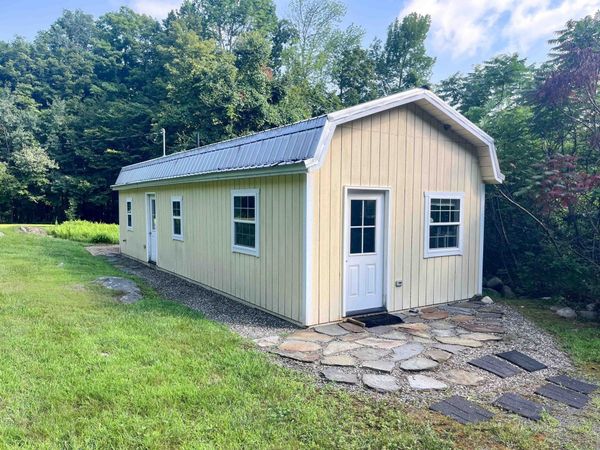 93 Crane Rd, Chester, MA 01011