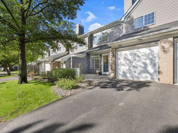 18088 Settlers Way, Eden Prairie, MN 55347