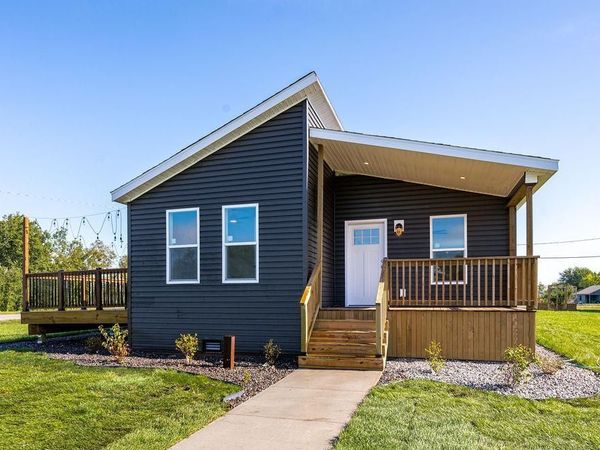 1801 E 10th Street, Superior, WI 54880