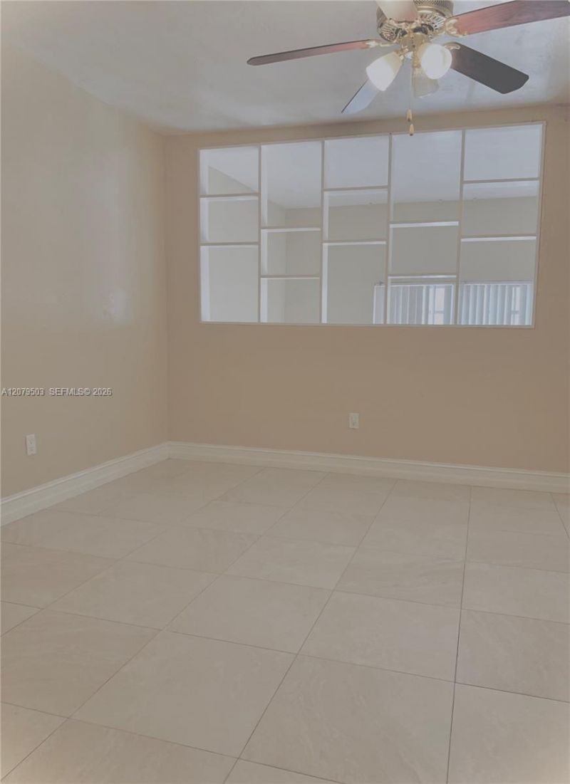 10901 N Kendall Dr , Unit 207, Miami, FL 33176 Photo