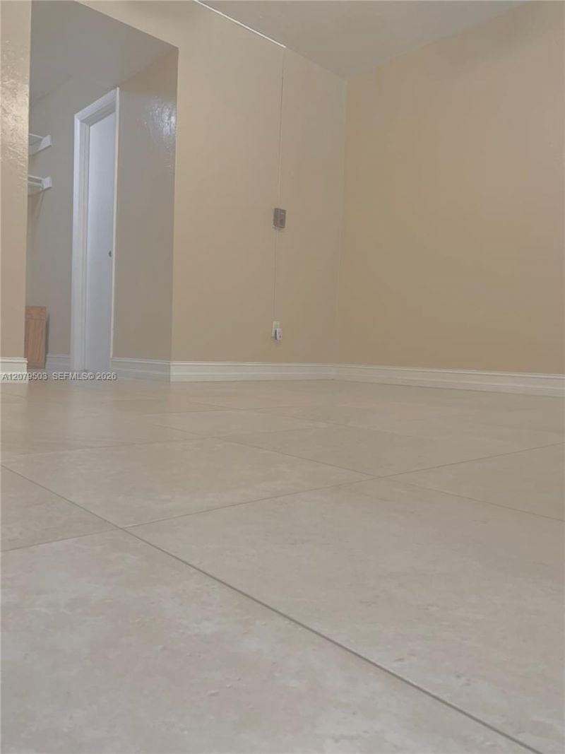10901 N Kendall Dr , Unit 207, Miami, FL 33176 Photo