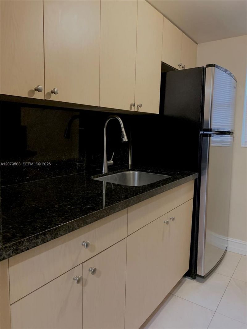 10901 N Kendall Dr , Unit 207, Miami, FL 33176 Photo